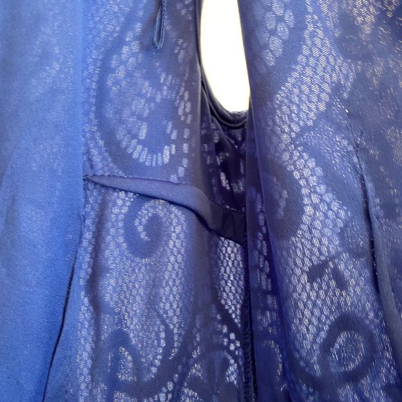London Times Blue Lace Dress - Size 4P - Picture 14 of 16